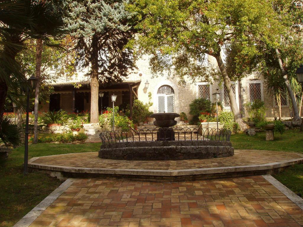 Hotel Il Cavalier D'Arpino Exteriör bild