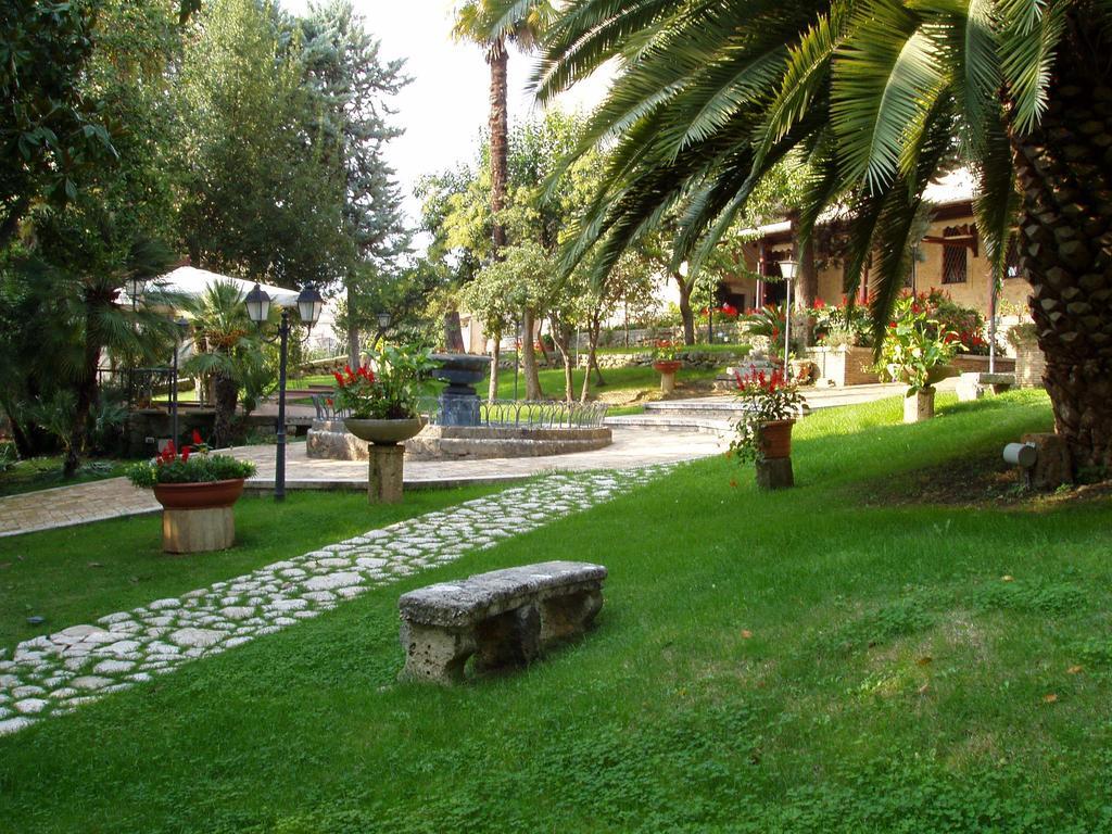 Hotel Il Cavalier D'Arpino Exteriör bild